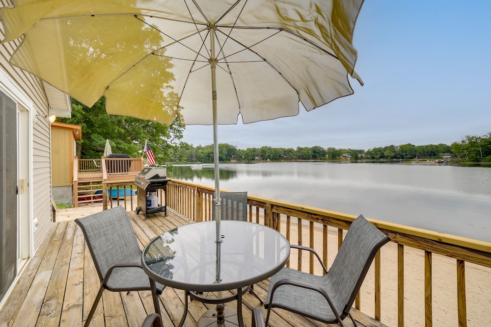 Orlando Vacations - Lake Vacation Rental w/ Deck  Gas Grill! - Property Image 10