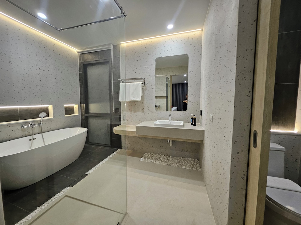 GRAND JOMTIEN PALACE HOTEL