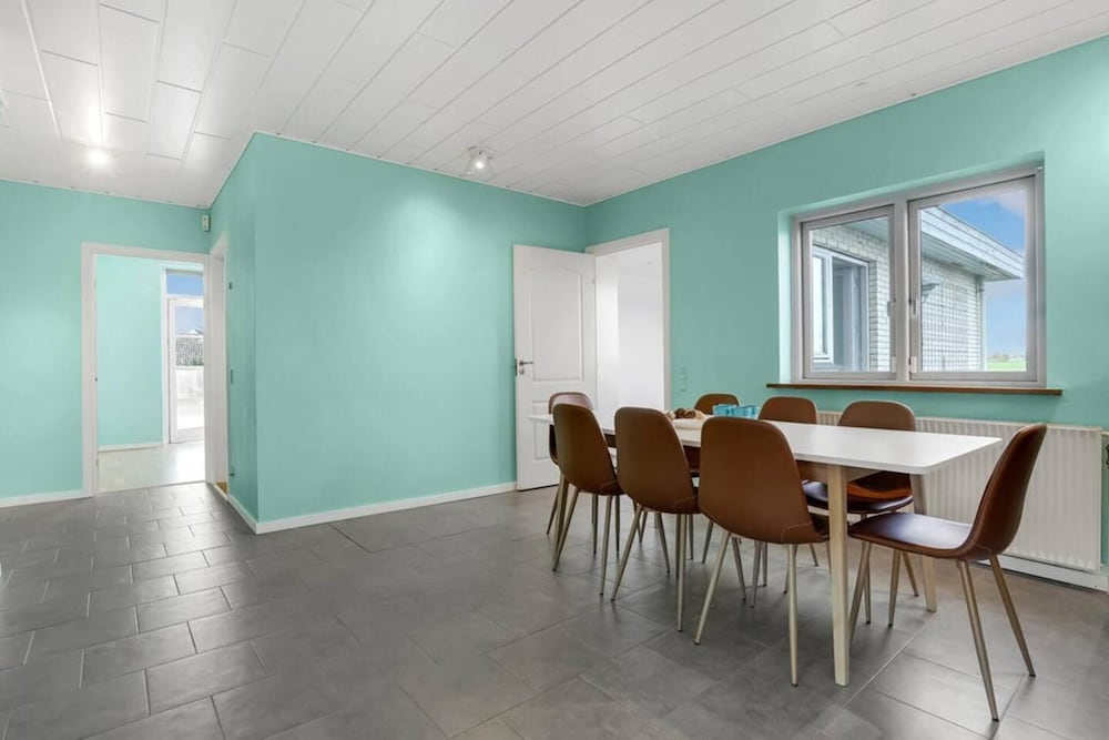 Captivating 4-bed Villa in Idestrup