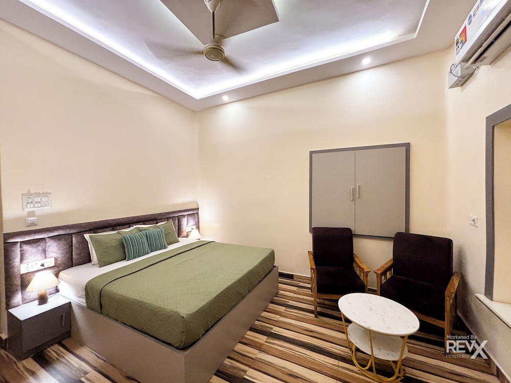 Hotel Diamond Palace