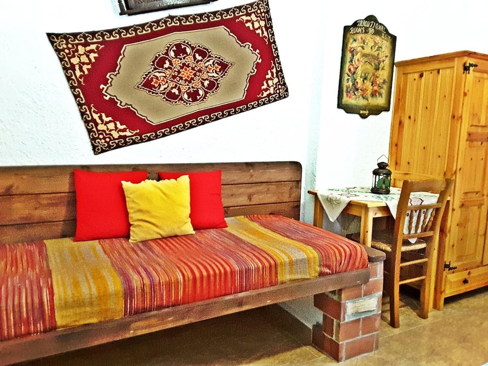 Spiros rooms