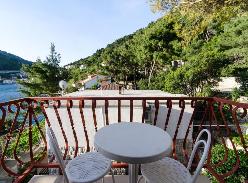 Guest House Sobra 38