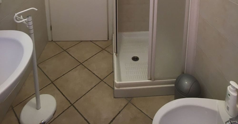 5 Beds in Front of Bagno Paradisino-rif Marche