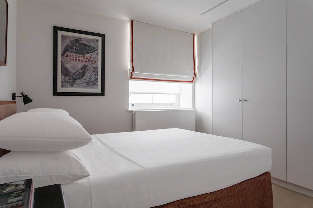 Winchester Street III by Onefinestay