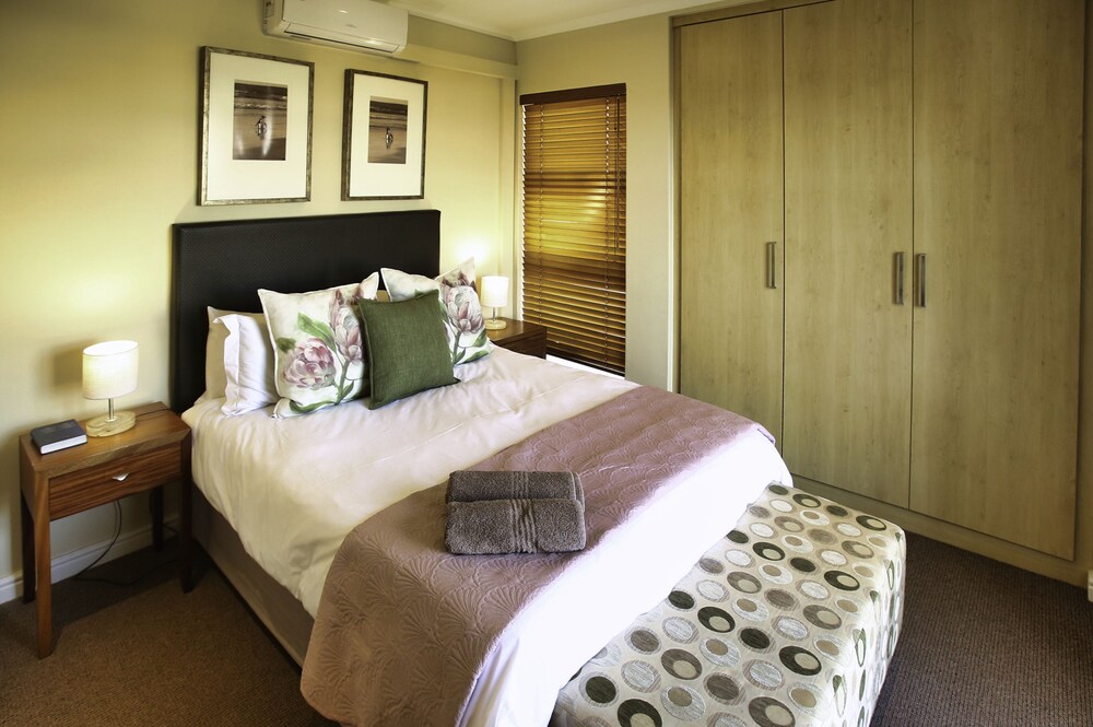 Ellefsen Golf Suite 115, Langebaan 4-Sleeper view 4