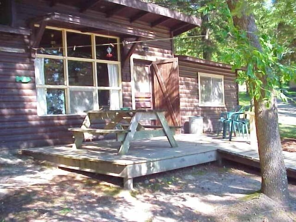 Crow Wing Crest Resort