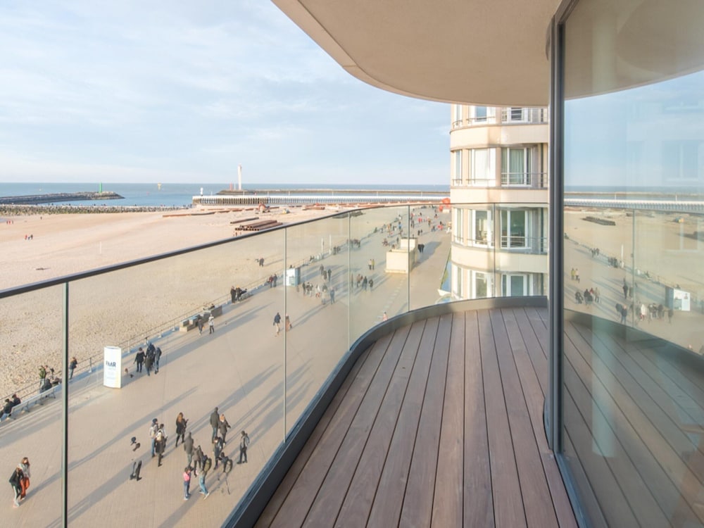 Open View Apartment by the Beach