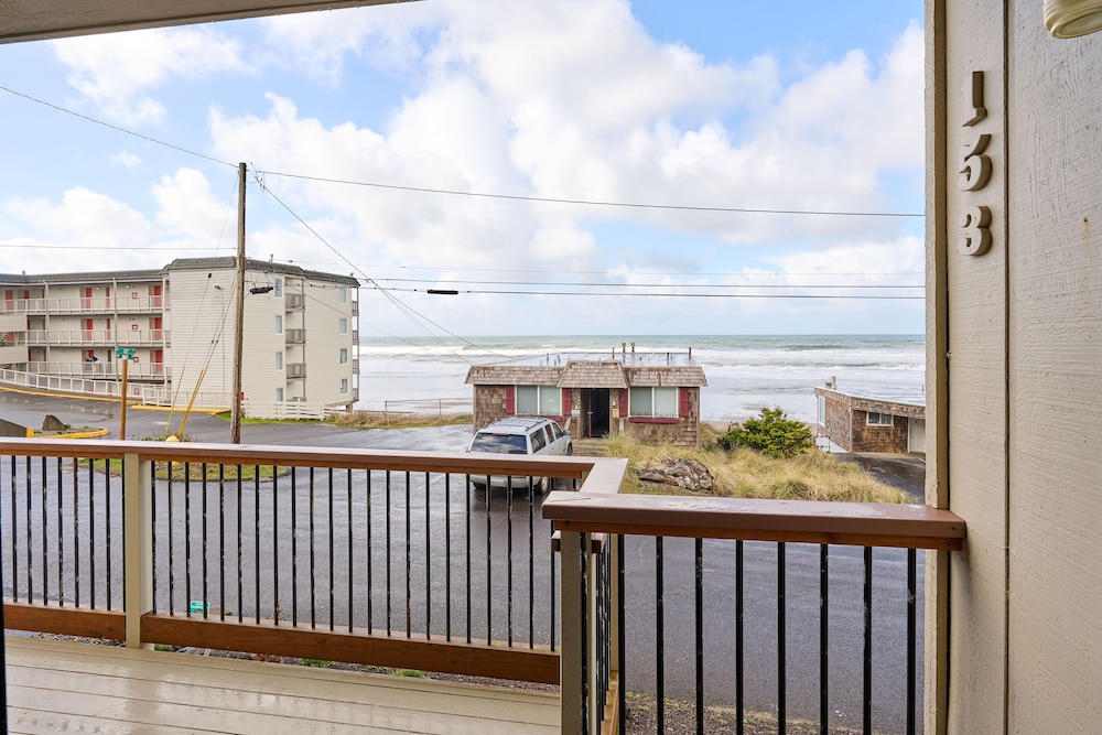 Lincoln City Vacations - Surftides Plaza Rentals - Property Image 241