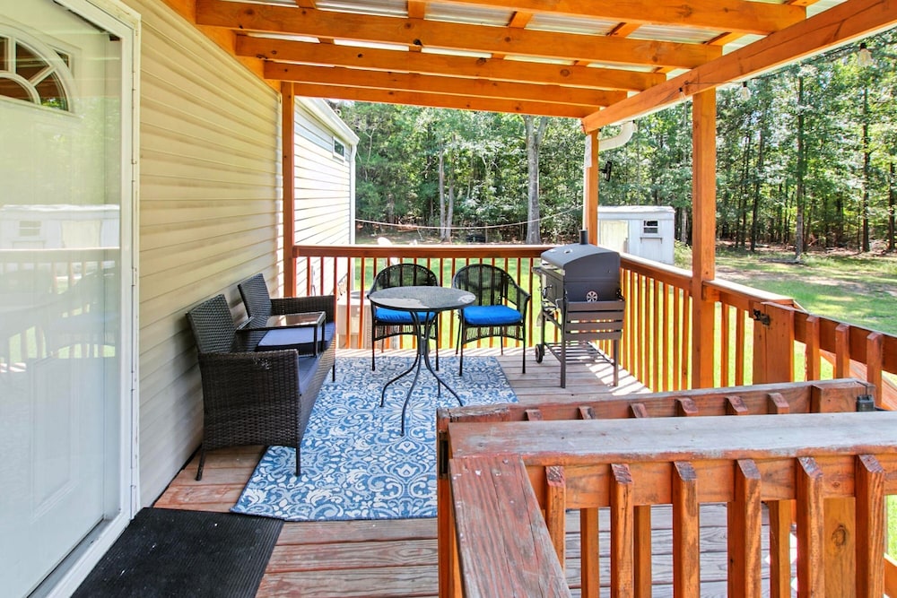 Tranquil Country Retreat Surrounded By Nature 3 Bedroom Home