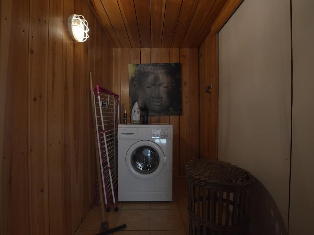 Photo 28