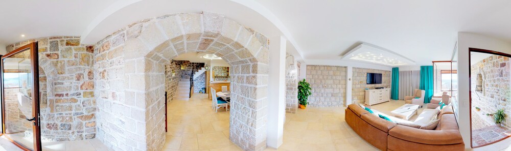 Villa Luka