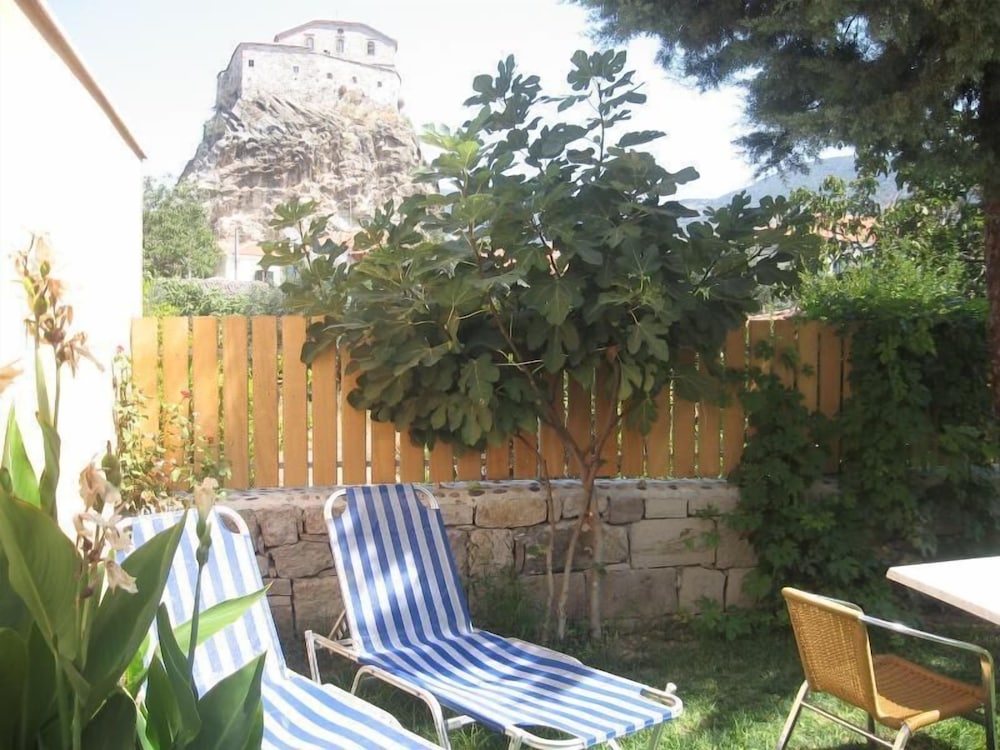 Stella Apartments & Studios