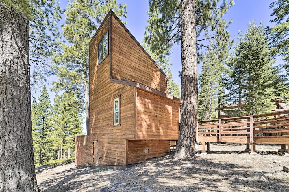 Lake Tahoe Vacations - Unique Northstar Resort Cabin w/ Woodsy Deck - Property Image 13