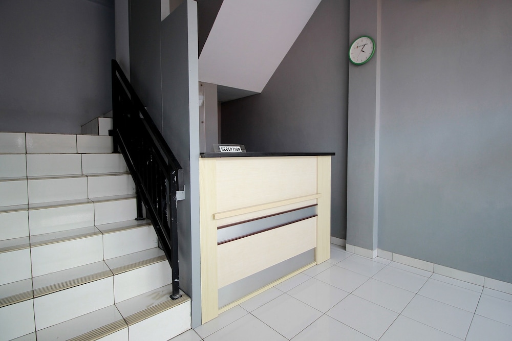 SPOT ON 2842 Hotel Rindu view 2