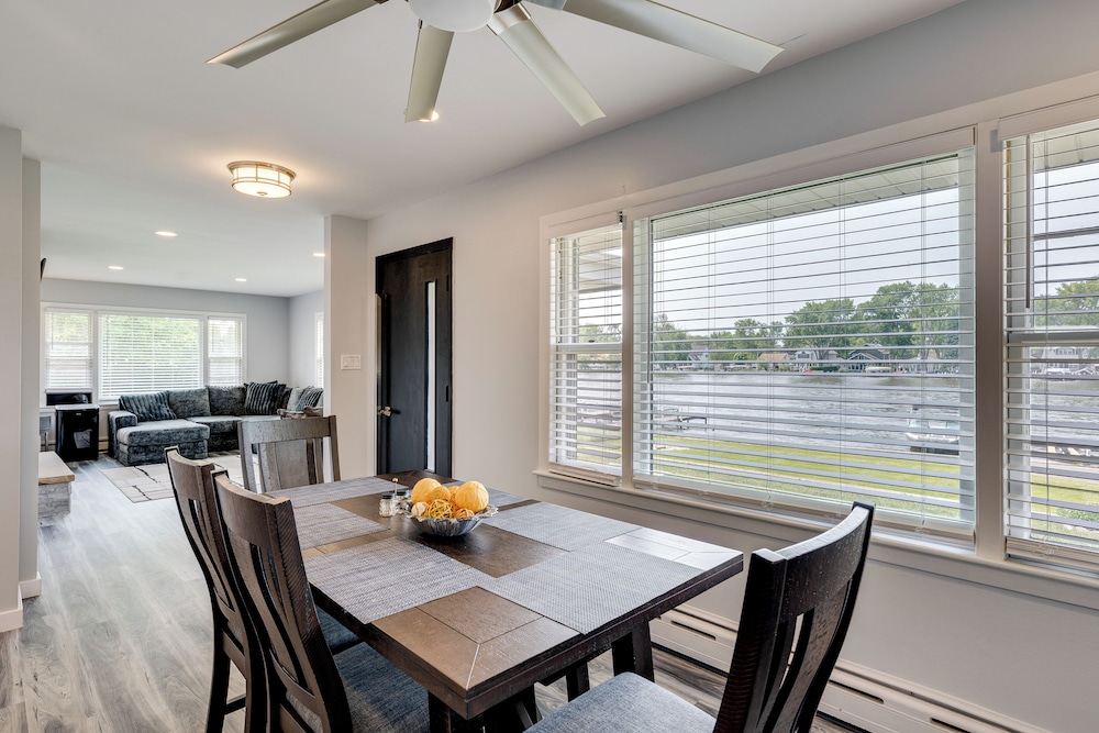 Riverfront Retreat w/ Dock & Kayaks in Mchenry