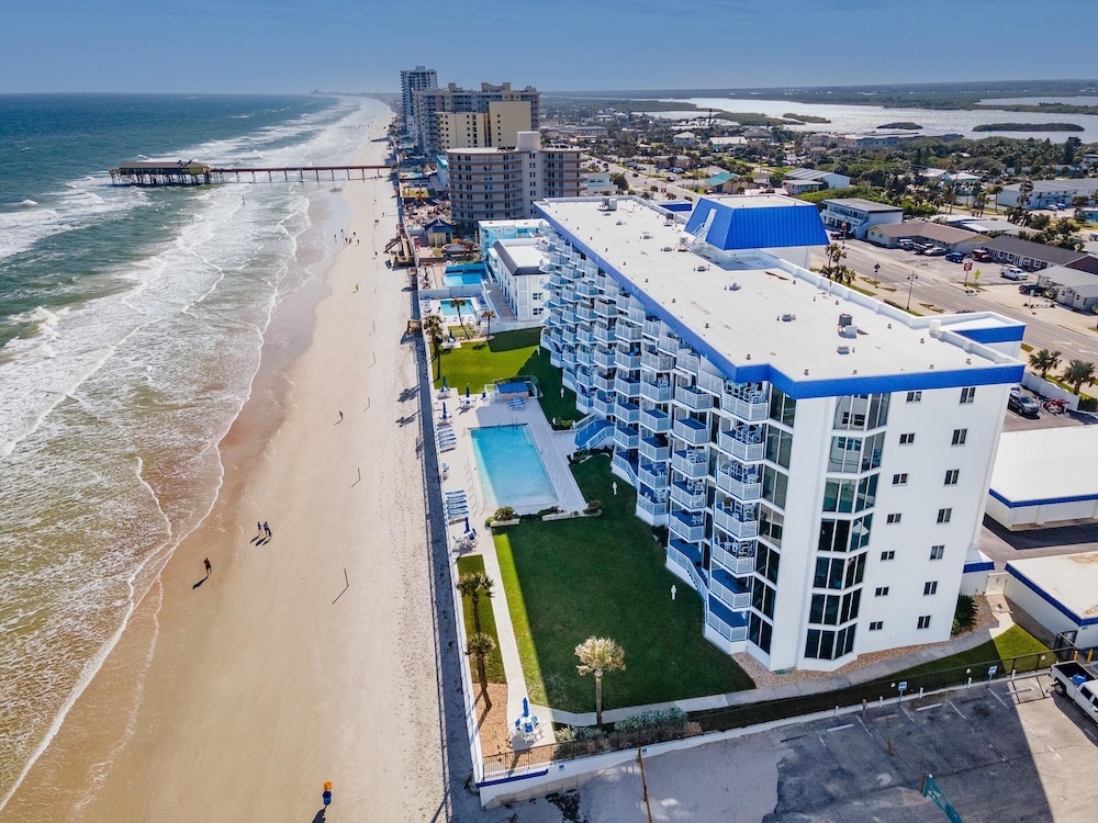 Surfside Club 503