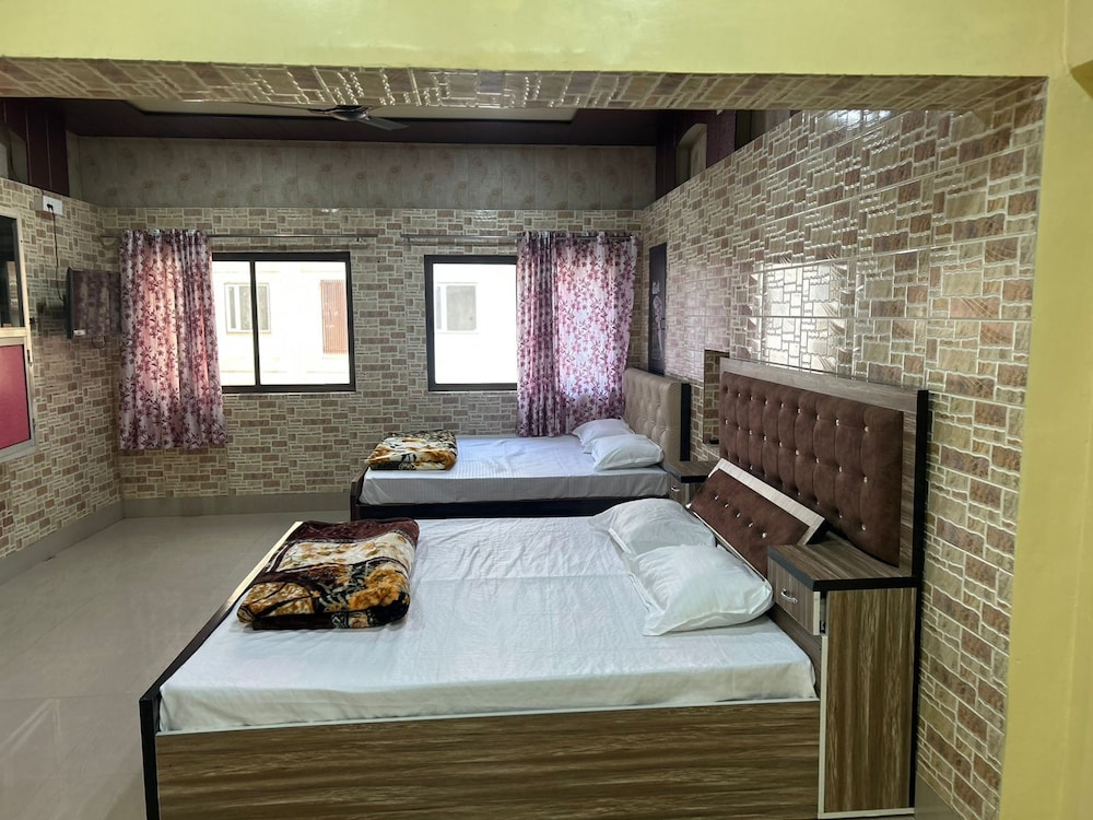 Neelkanth Residency