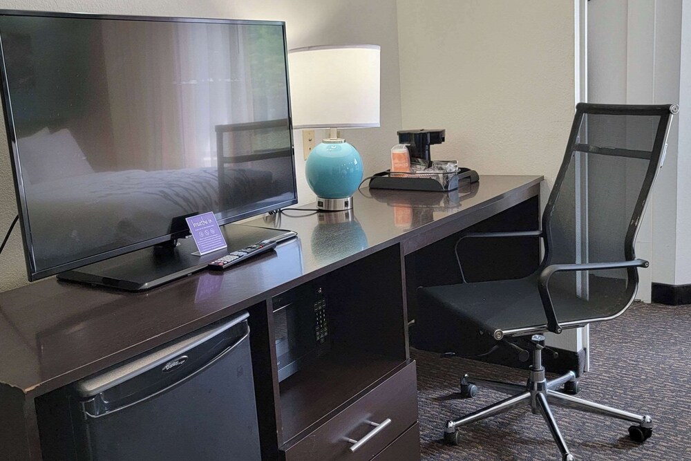 Sleep Inn Bessemer Helena - Property Image 42