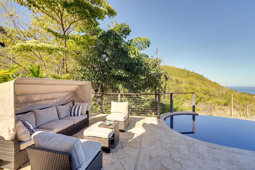 Luxury Home w/ Views & Infinity Pool: Near Beach!