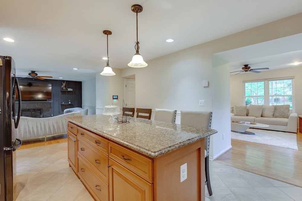 Room to Work & Relax! Laurel Home w/ Office, Yard