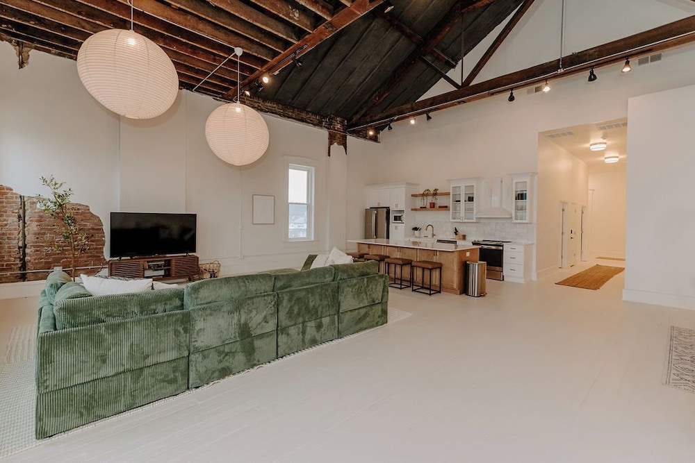 East Main Lofts