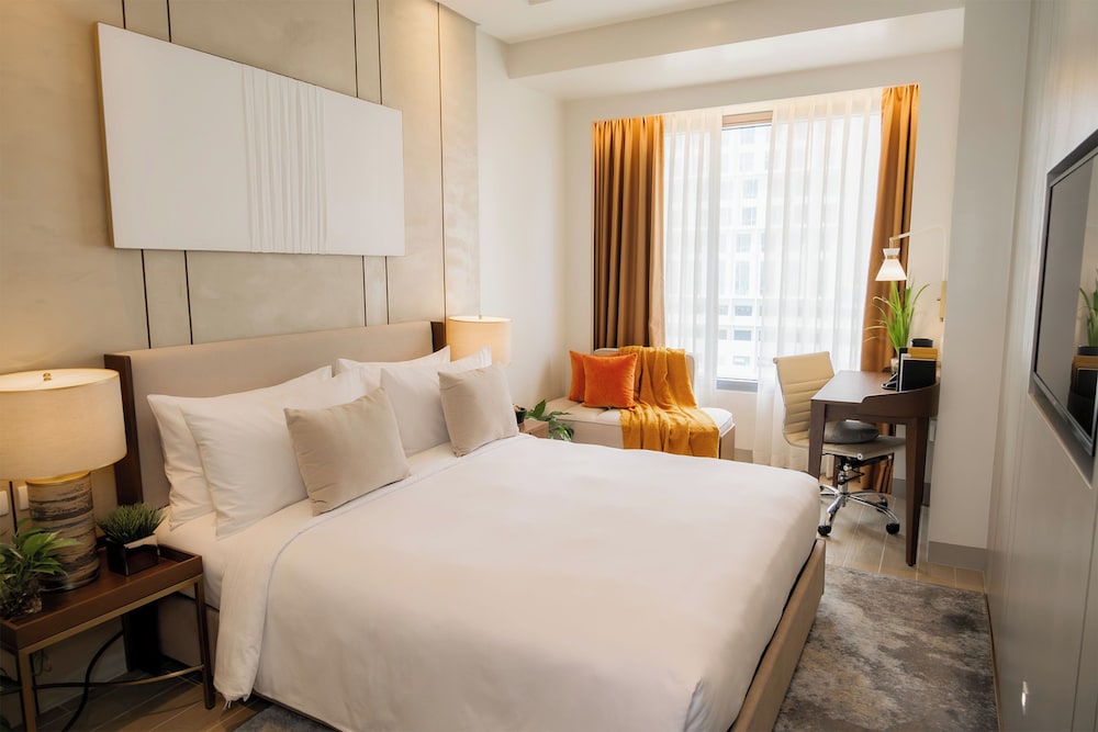 Modern City Stay Near Manila Bay