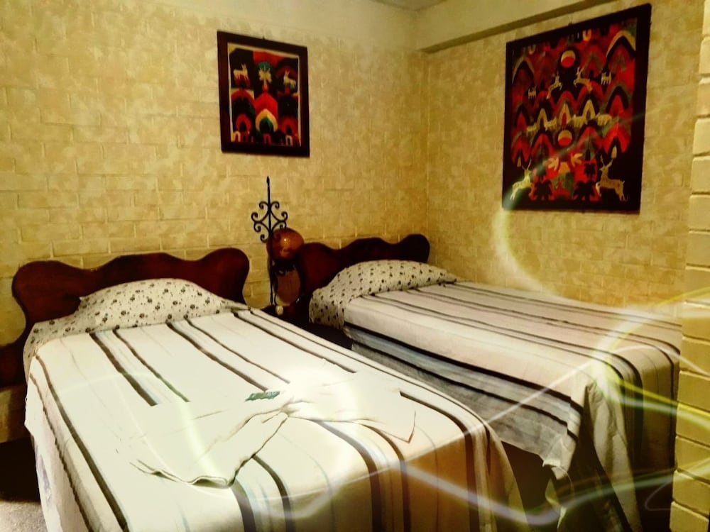 Panajachel Vacations - Hostal Abu - Hostel - Property Image 24
