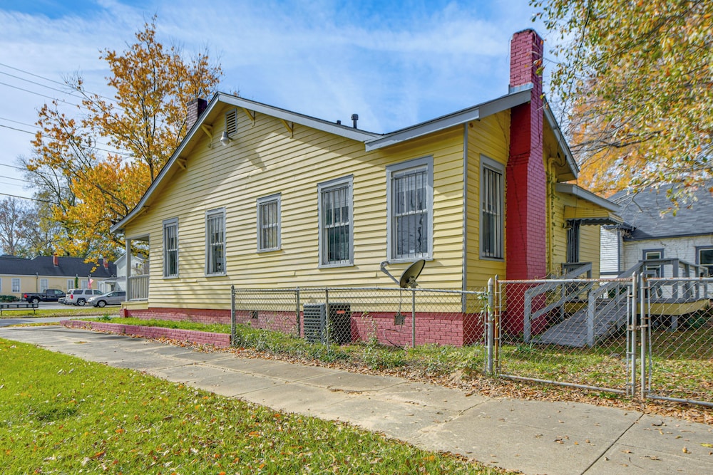Walk to Riverfront Park: Updated Home in Columbus!
