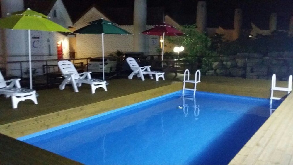 Familia Pension