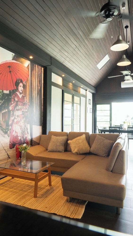 Jaokhun Hilltop Kamala Phuket