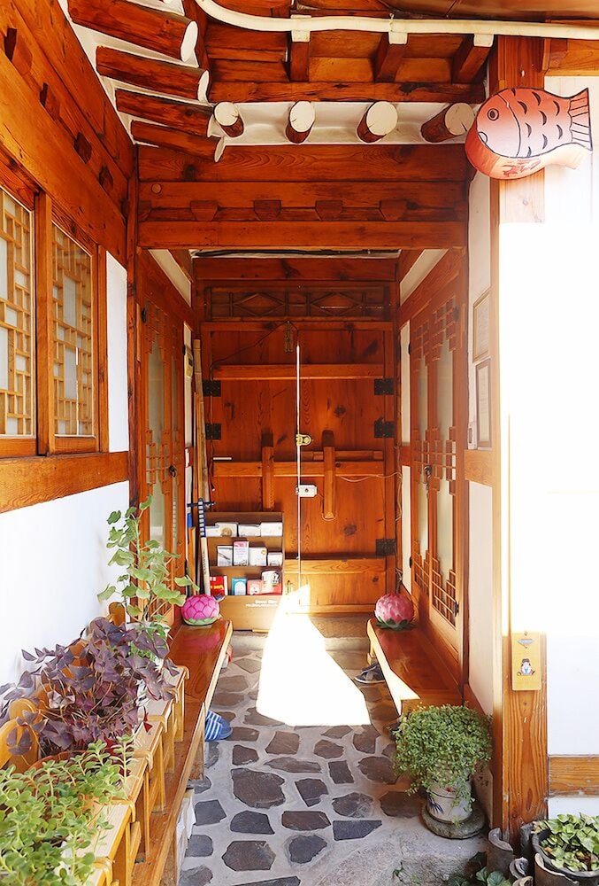 Inwoo House