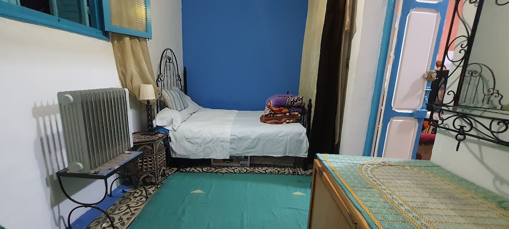 aline hostel