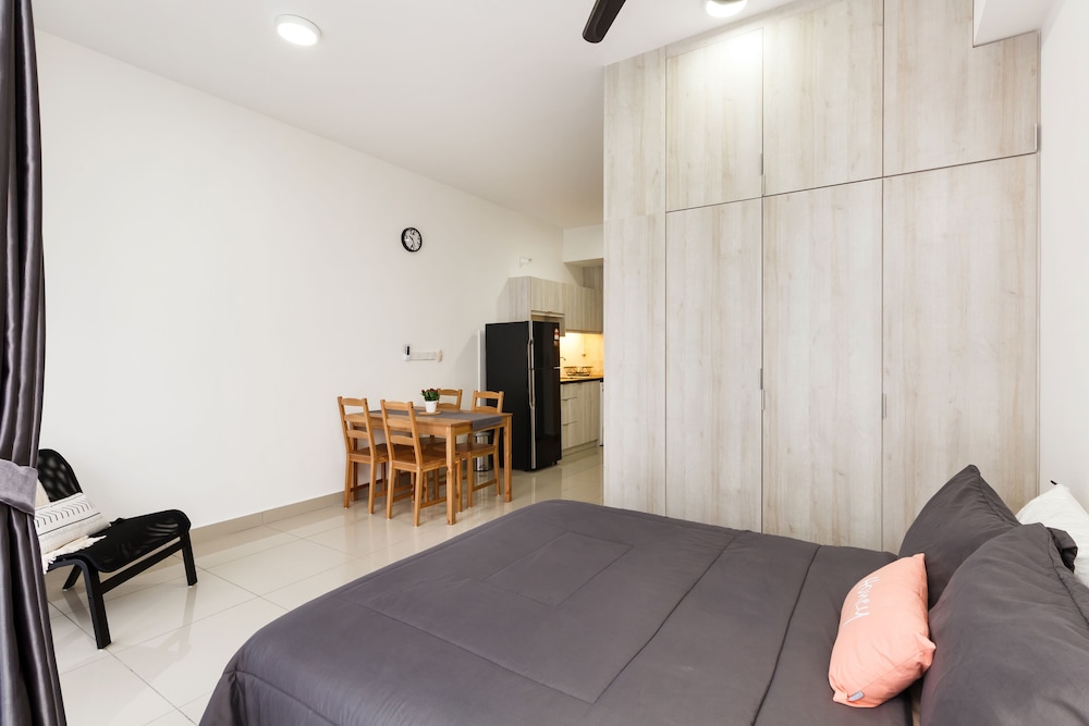 Utropolis Lifestyle Suites at Shah Alam photo 8
