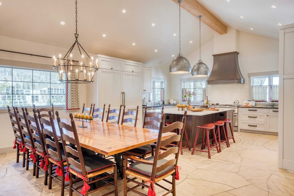 Luxury Mountain Estate w/ Indoor Pool, Gym & Hot Tub Near Keystone | Sleeps 19