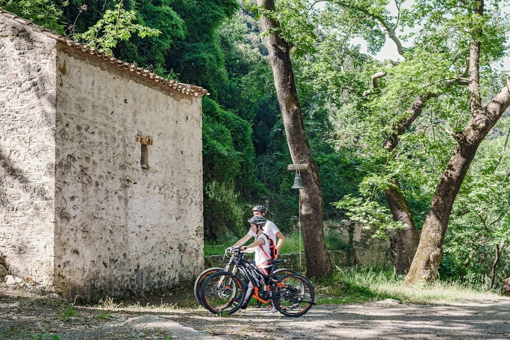 Mazaraki Guesthouse