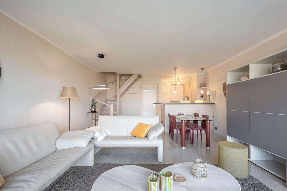 Duplex in Knokke-heist Near Albertstrand Beach