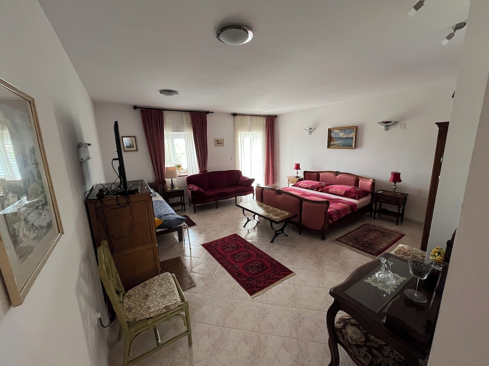 Apartment Rosa 1