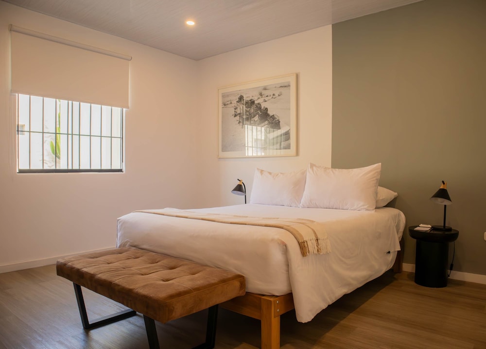 w Impressive 5BR w Terrace in Miraflores