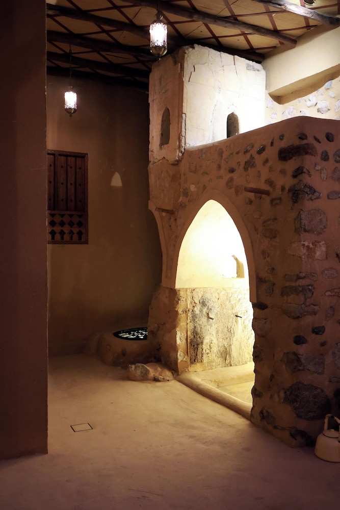 Bait Al Muallem by Nomad Inn