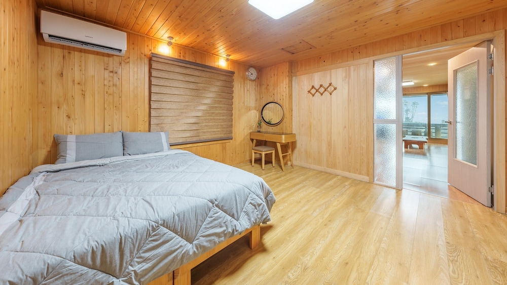 Gyeongju Happy Dream Ocean View Pension