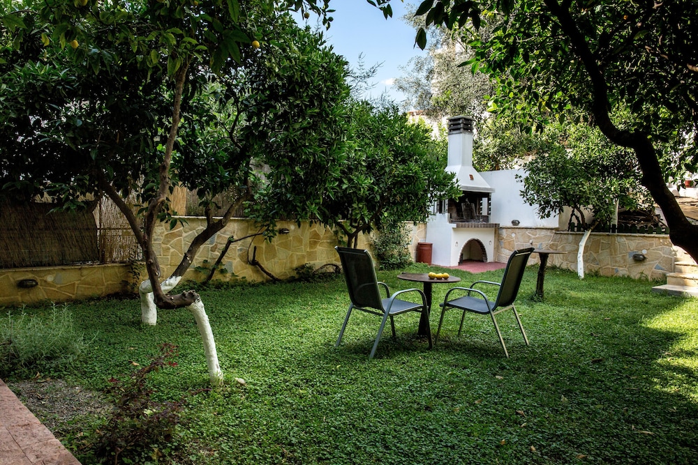 Oasis Apartments