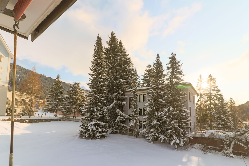 Apartments Cresta