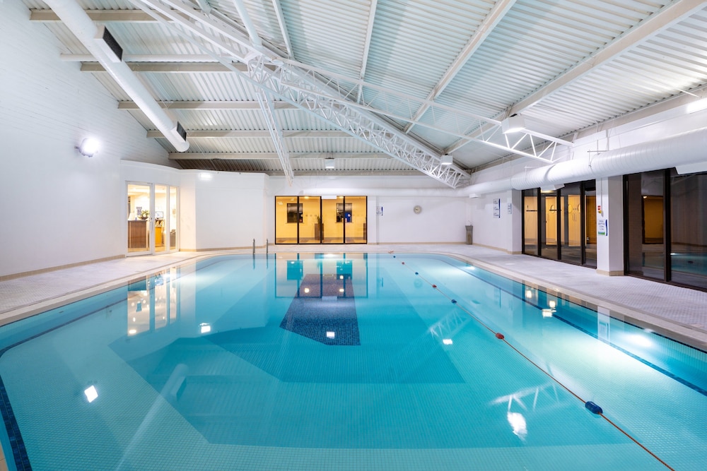 Gloucester Vacations - Holiday Inn Gloucester-Cheltenham, an IHG Hotel - Property Image 3