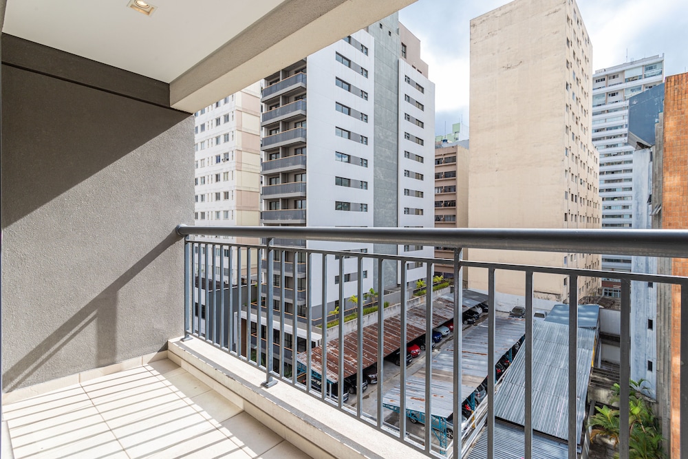 Setin Downtown Genebra by Viva - Apartamentos completos na Bela Vista com piscina