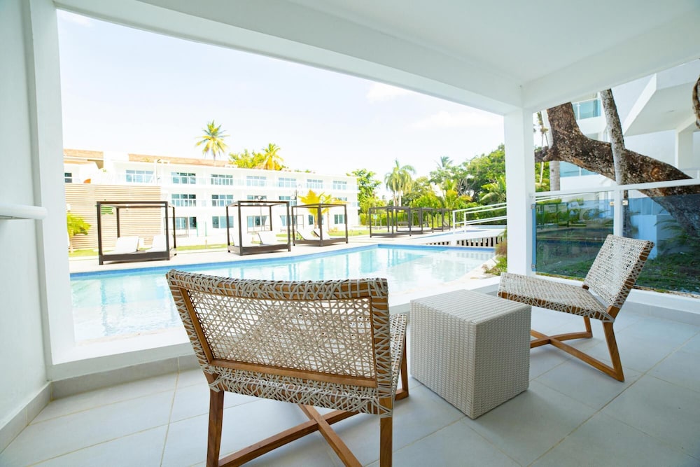 2 Bedroom Pool View Presidential Suites Cabarete