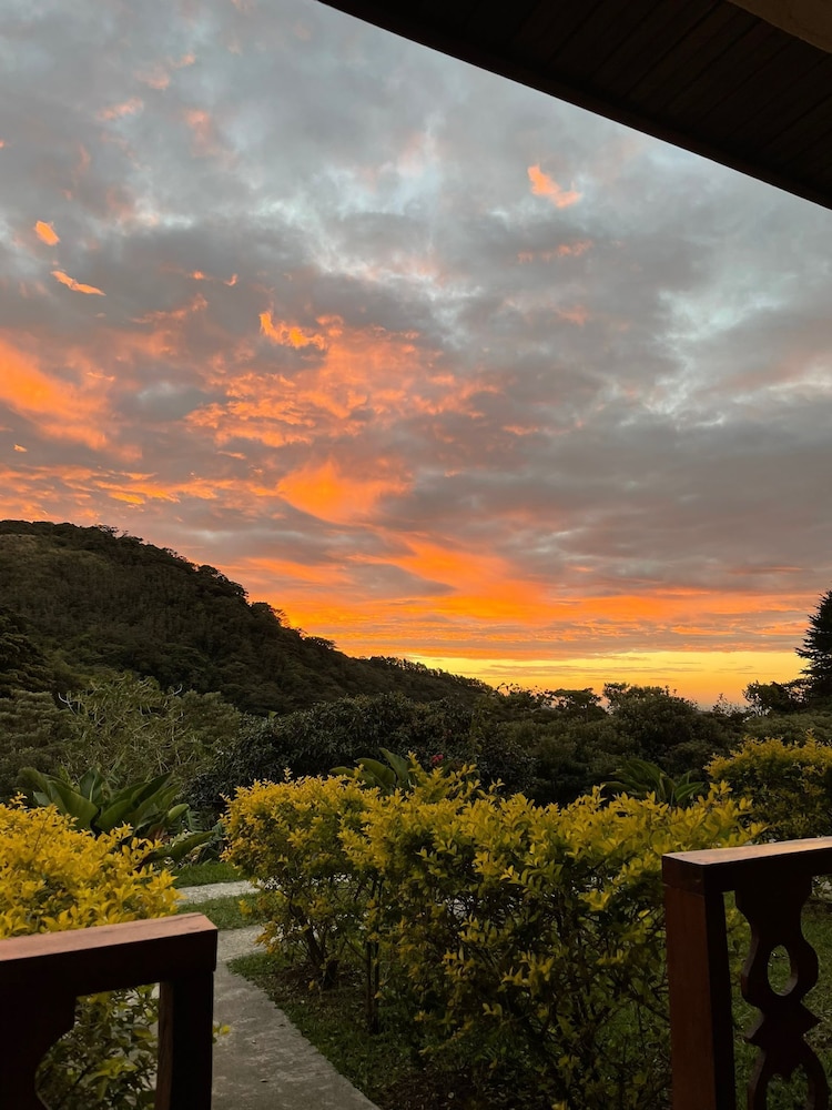 Belcruz Bed & Breakfast