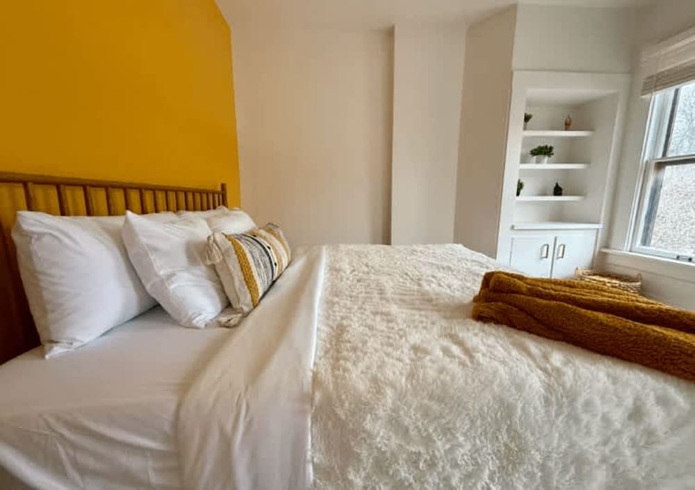 Short North Convention King Bed Free Parking