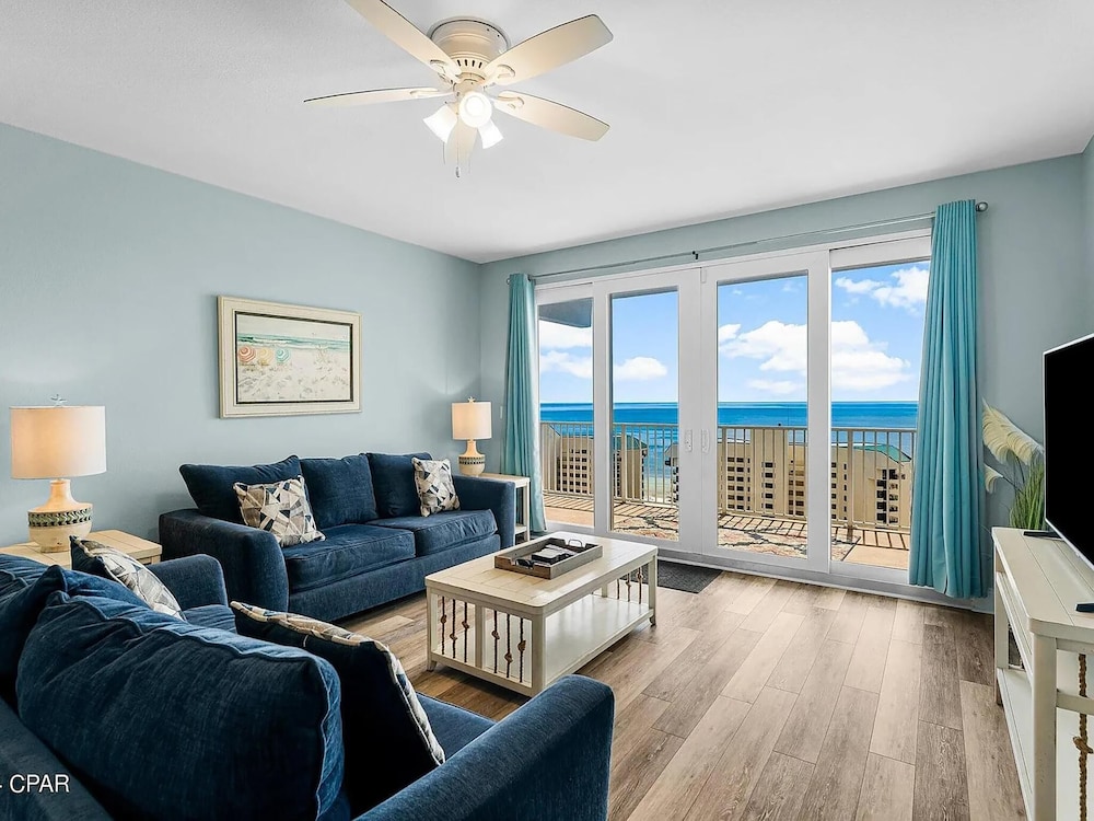 Laketown Wharf 1523