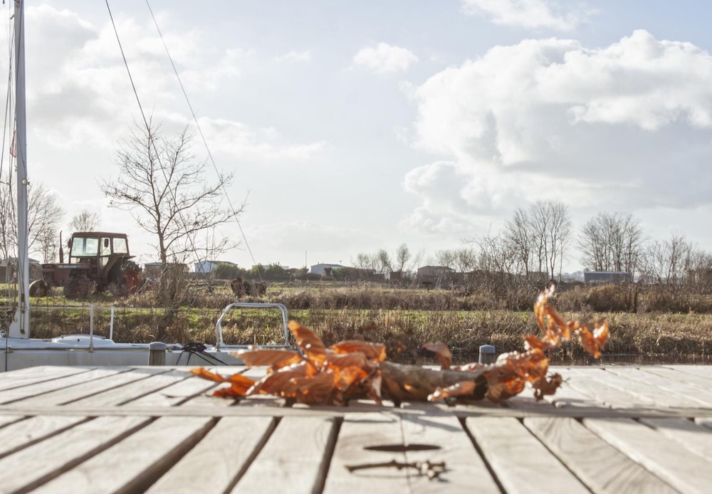 Holiday Home in Terherne Near Scenic Friesland
