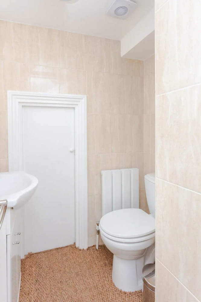 Stylish 3 Bedroom Home With Garden Near Kings Cross